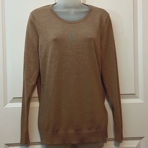 Woman's sweater